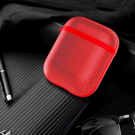 carbon stijl met karabijn airpods hoesje airpods case airpods cover rood bolcom