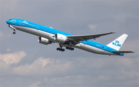 klm   allowed  fly  hong kong   weeks world today news