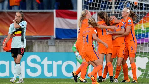 Dutch Women S Football Team Make European Quarter Finals