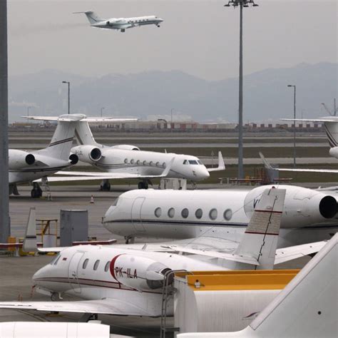 complaints   flight booking procedures  hong kong soar   year south china