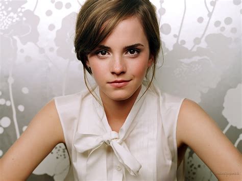 Stylish Zone 30 Emma Watson Hd Wallpapers