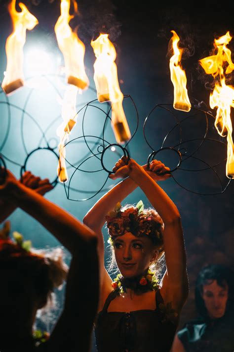 Fire Shows Fire Performers And Dancers For Hire In The Uk – Roaming Acts
