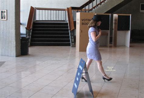 nude friend on heels li l phi casts her vote june 2010