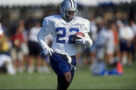 emmitt smith reveals who he nearly played final season with the spun