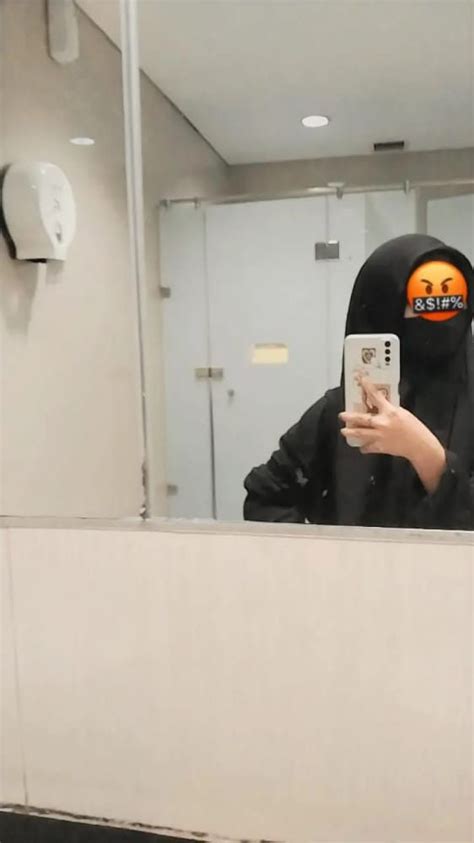 Pap Cwe Mirror Selfie In 2023 Penyimpanan Gambar Profil Kartun