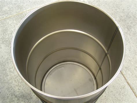 steel drums  gallon steel open head drums    interior lined  unlined