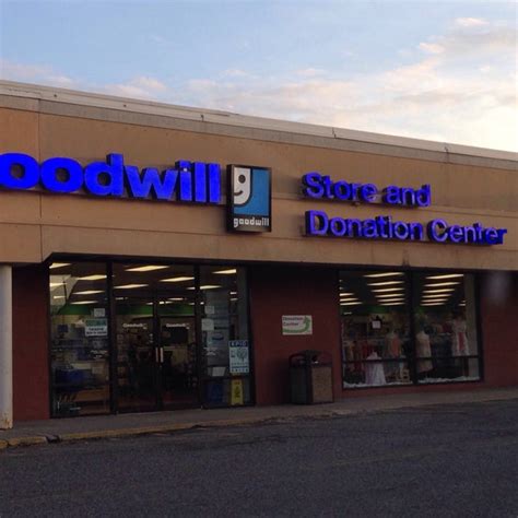 goodwill store donation center morgantown pa
