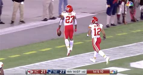 Chiefs Player Screams Let S F Cking Go Right Into Hot