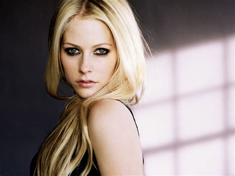 avril lavigne wallpapers hd desktop and mobile backgrounds