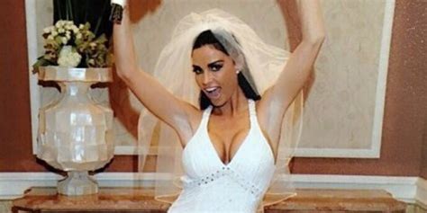 Katie Price Selling Wedding Dress On Ebay Huffpost Uk