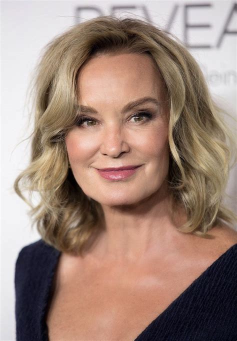 35 sophisticated hairstyles for stylish women over 60