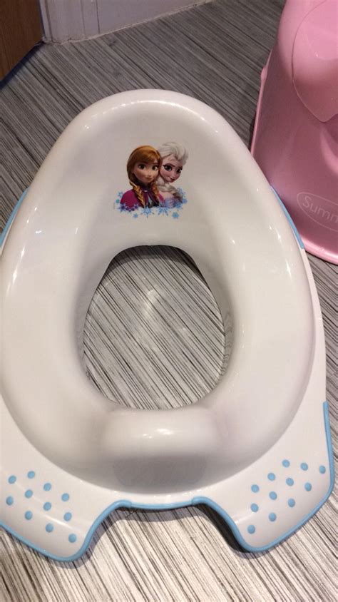 pink pottys   white toilet seat  le ibstock    sale shpock