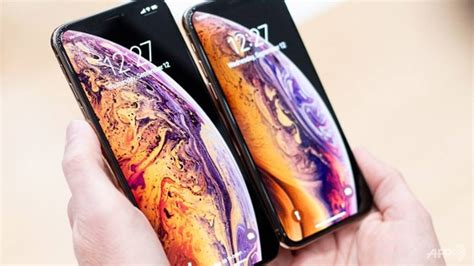 Iphone Xs Max Cna Lifestyle Road Tests The New Features Of Its Dual 12