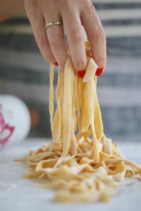 Esitellä 98 Imagen Best Homemade Pasta Recipe Abzlocal Fi