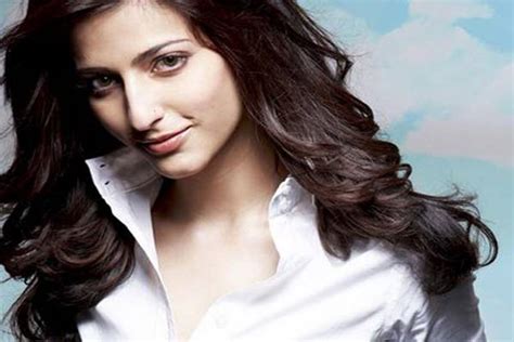 Shruti Hassan Moves Into Her New Apartment Bollywood