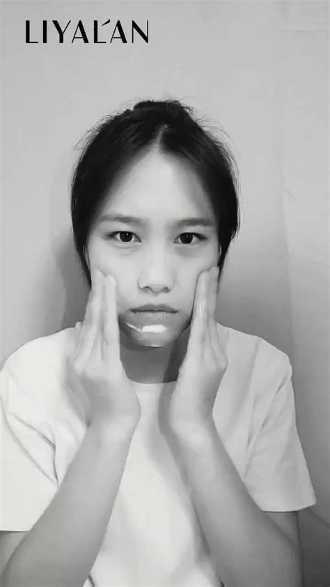 natural korean deep cleansing mousse collagen facial cleanser organic