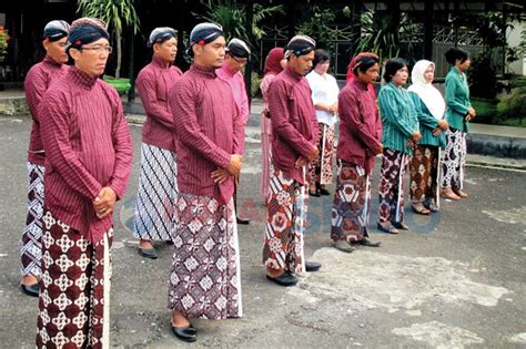 pakaian adat yogyakarta eropa baju adat tradisional
