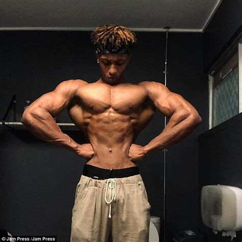 Fitness Fanatic Lifts His Way To A Incredibly Proportioned Physique