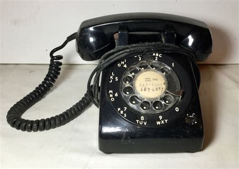 vintage traditional black rotary dial phone