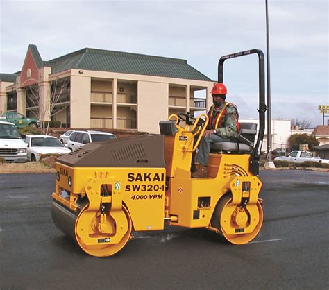 sakais compact roller  increases productivity    vpm