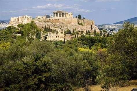akropolis  athen en sevaerdighed du ikke ma ga glip af escapeaway blog