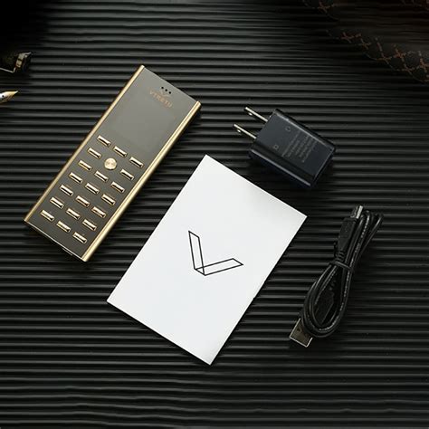 luxury metal body dual sim key cell phone cectdigi  small mini card  gsm senior bar russian