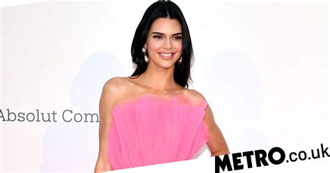 Kendall Jenner Strips Completely Naked For Photoshoot As She Shuts Down
