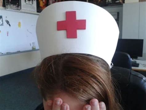 paper hat tutorials sombrero de enfermera disfraz