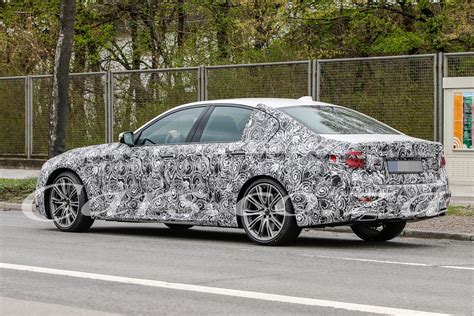 spy shots  bmw  series carscoza