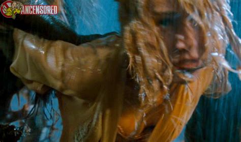 naomi watts nue dans king kong