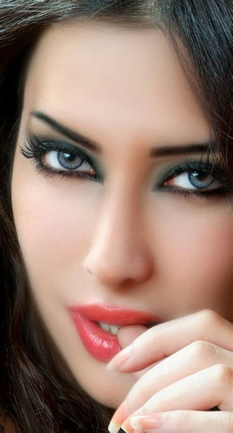madiha knefati hot syrian actress pretty face