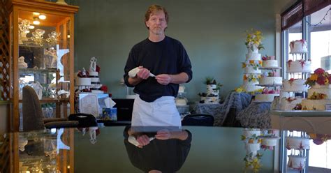 colorado court rules against baker who refused to serve