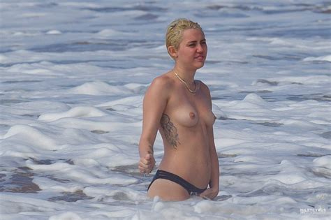 miley cyrus nude photos leaked again you must see this pics