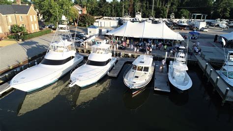 bluewater yachting center hosted      closest friends  customers