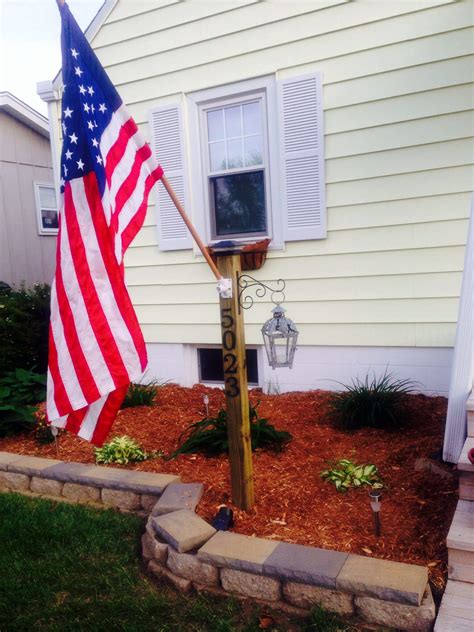 pine wooden house flag pole   anley flags