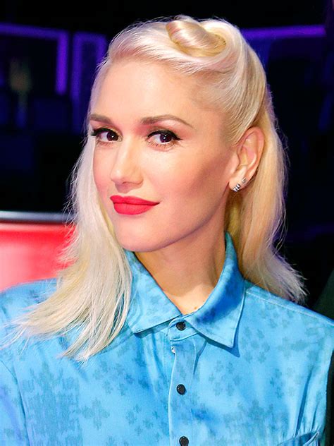 Gwen Stefani S The Voice Hair Provides Endless Styling