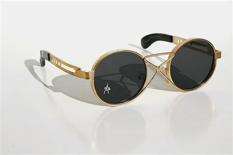 gold round sunglasses