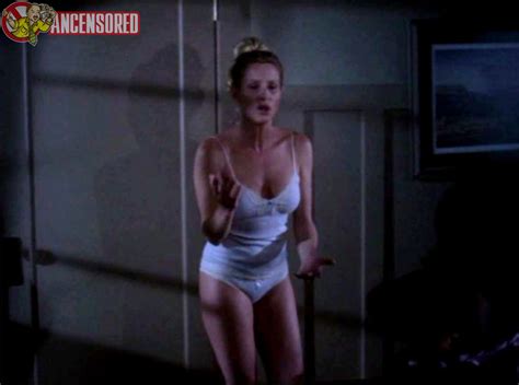 Naked Nicollette Sheridan In Desperate Housewives