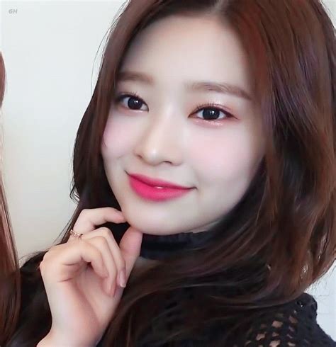 ↱minjoo Pics↲ On Twitter ↠©️growingheart25↞ Minjoo ♡ 민주 ♡ Minju