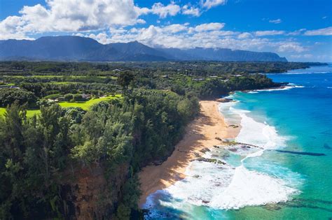 hiking  kauais secluded secret beach hawaii magazine