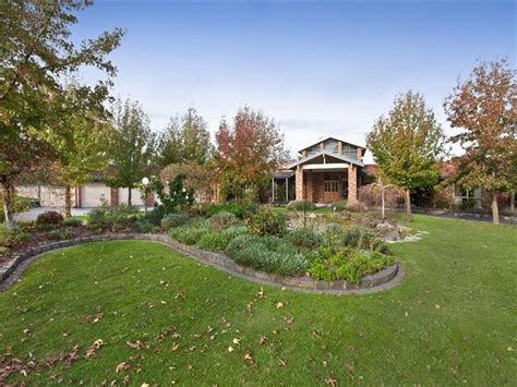 hallam north road lysterfield south vic   real estate