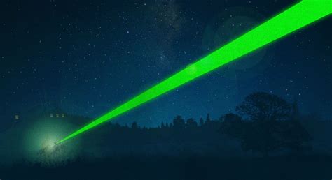 high powered green laser beam shone  planes  west berkshire getreading