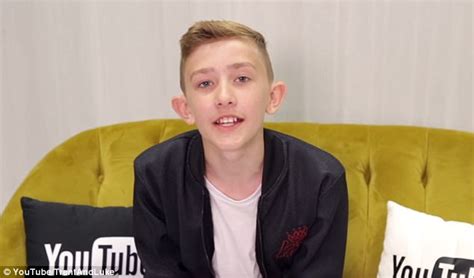 oap and teen share different coming out stories on youtube daily mail online