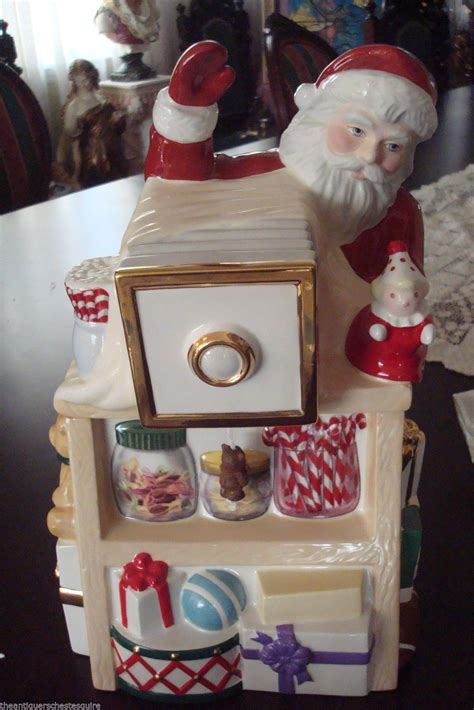 Lenox Holiday Village Musical Candy Box Cookie Jar Santa Christmas