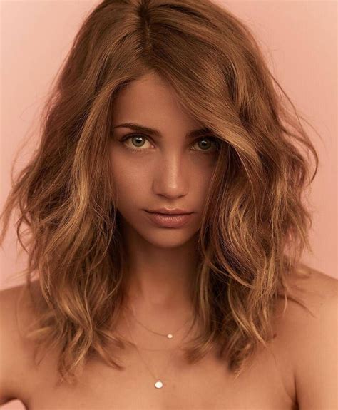 the incomparable emily rudd beautifulfemales random in 2019 gorgeous hair rose gold hair