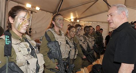 hottest weapon israeli female soldiers show off their sexy side photos sputnik international