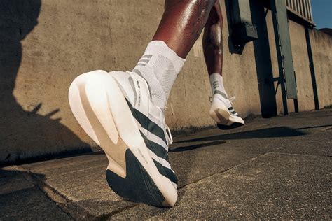 adidas adizero adios pro evo  la nouvelle chaussure performante   jogging international