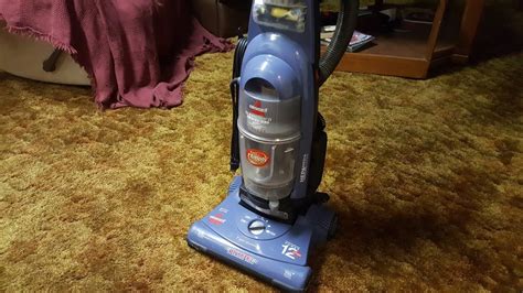 bissell cleanview ii deluxe   bagless upright vacuum  youtube