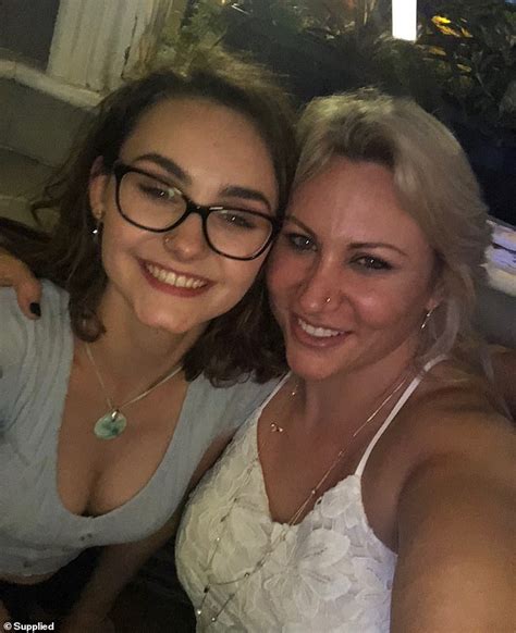 Sex Worker S Daughter Reveals She S Proud Of Her Mother S Career