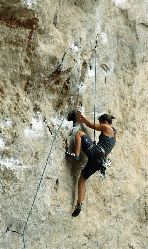 filerock climber phra nang jpg